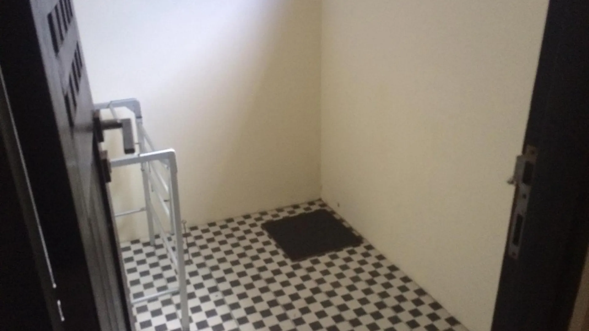 Simple Apartment 3 塞米亚克